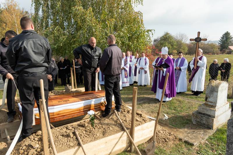 2025_11_10_bagi sandor temetes_55.jpg